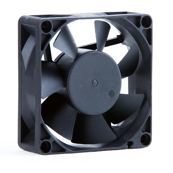 Axial fan 7025 3